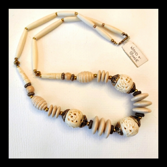 Artisan Vintage carved bone and wood long necklace new with tag - Picture 11 of 11